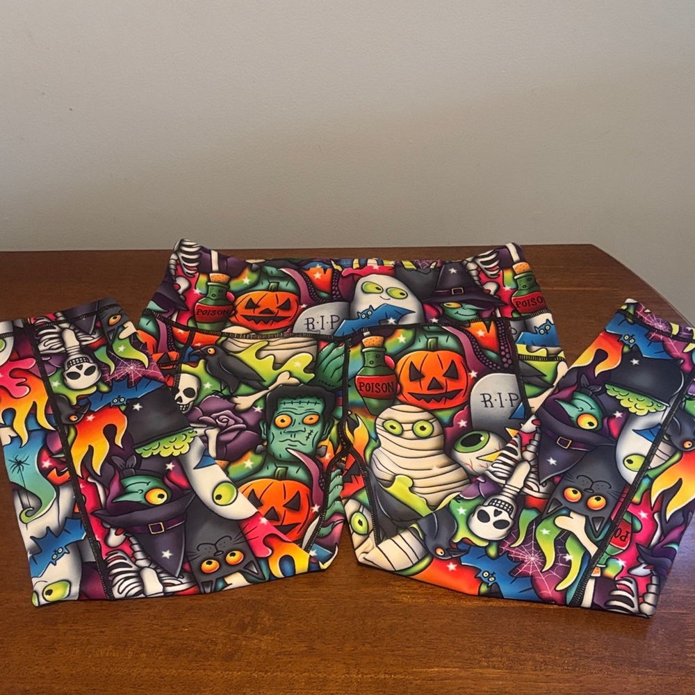 Constantly Varied Gear Monster Mash Capri leggings
